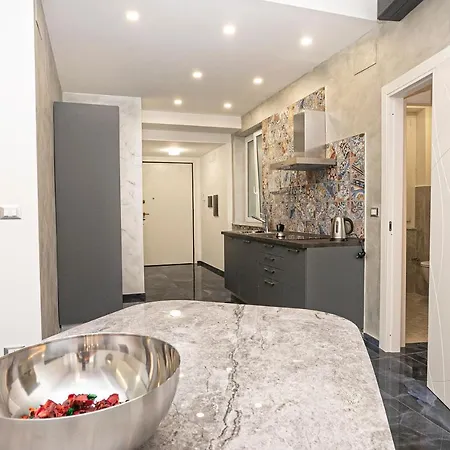 Apartament Domus Carmen Luxury Genua
